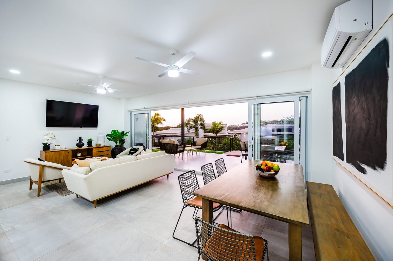 The Enclave | Ultra-Modern 5 Bedroom Villa Located Minutes From the Beach!