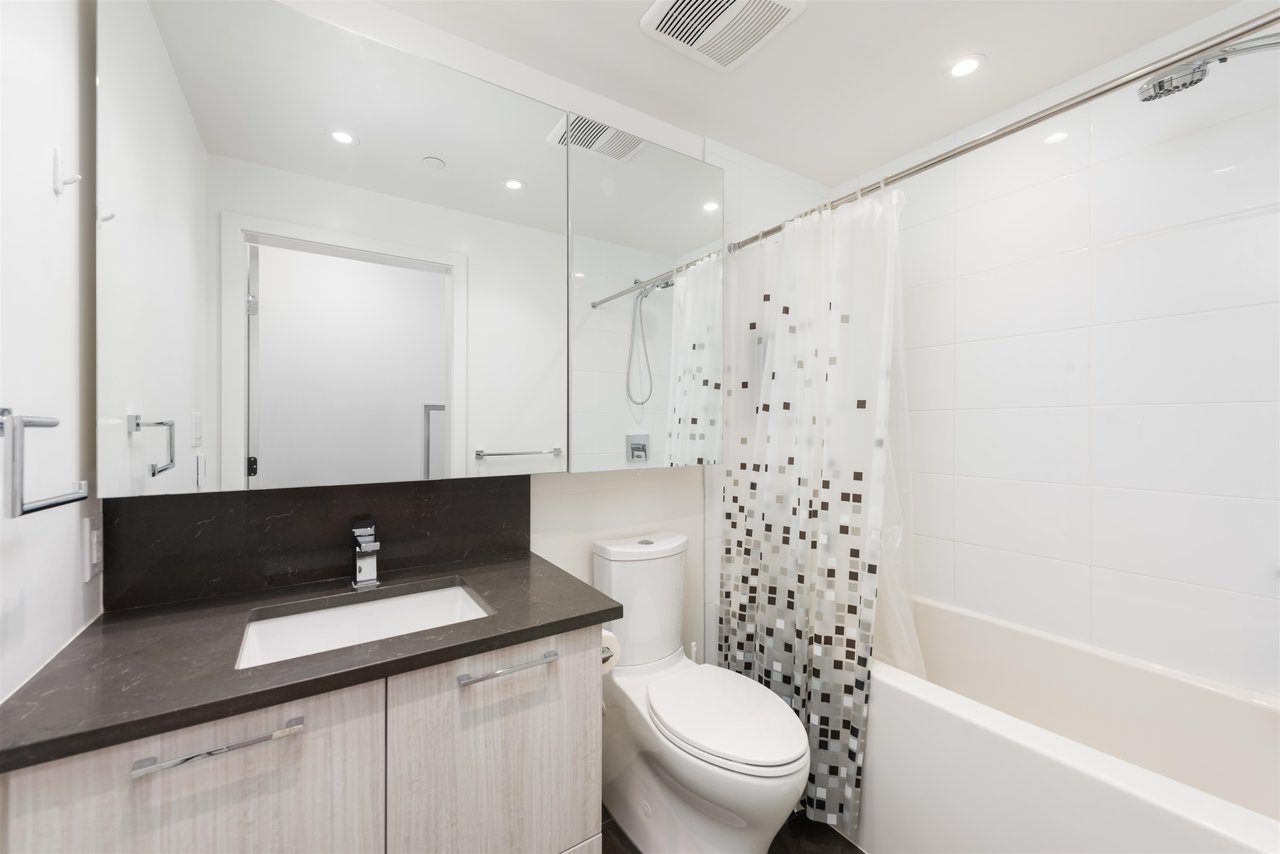 808-3581 E Kent Ave N Ave