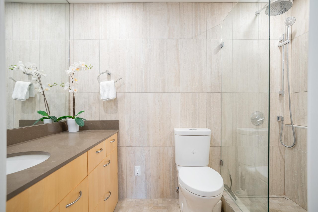309-3905 Springtree Drive, Vancouver