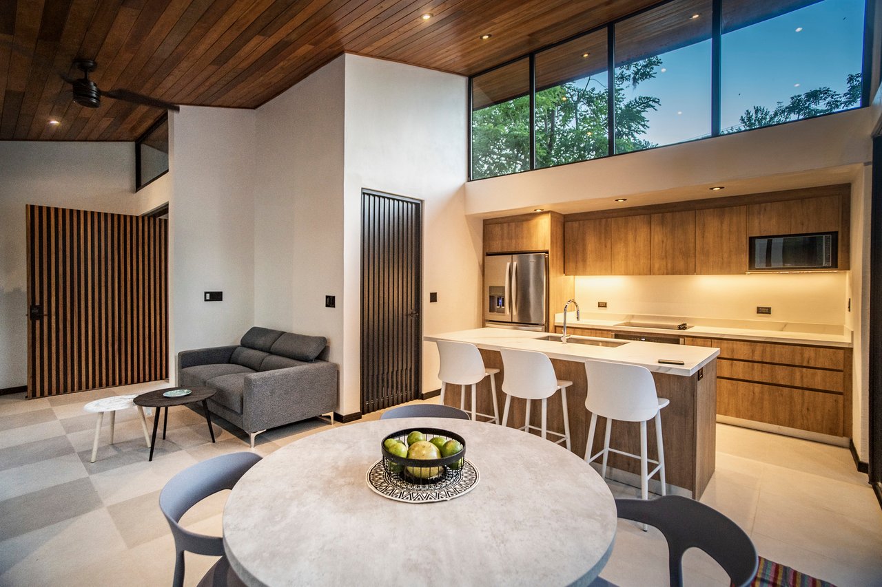 Contemporary Pool Home, Tamarindo, Guanacaste