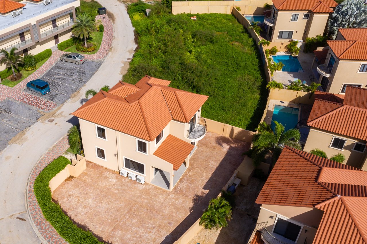VILLA DIAMANTE 186