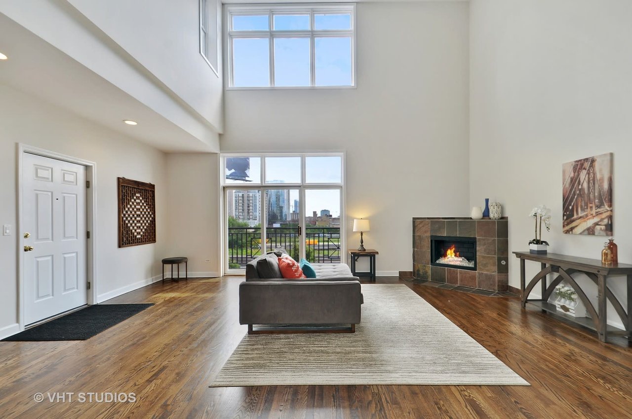 816 W Hubbard St (No. 5)