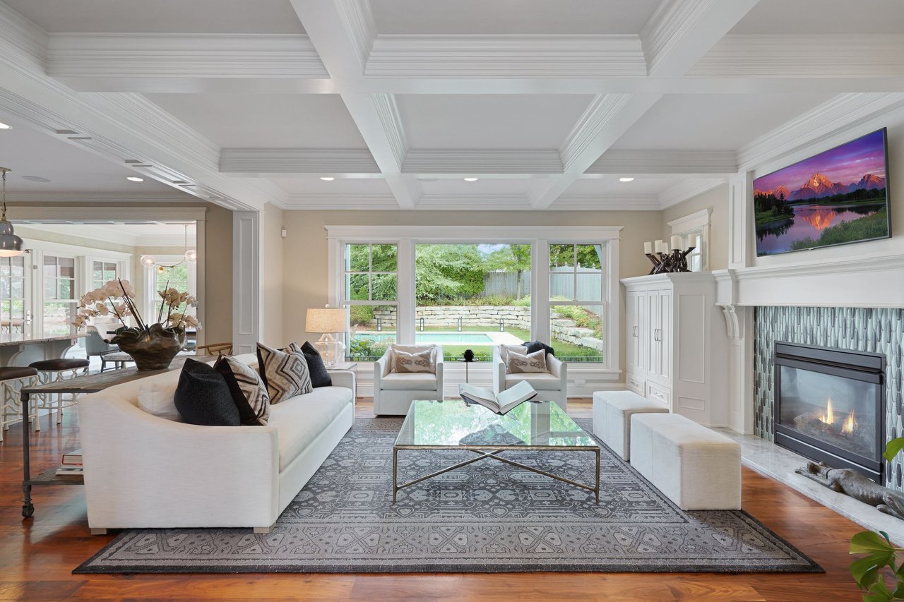 *PENDING* 5333 Halifax Ave, Edina