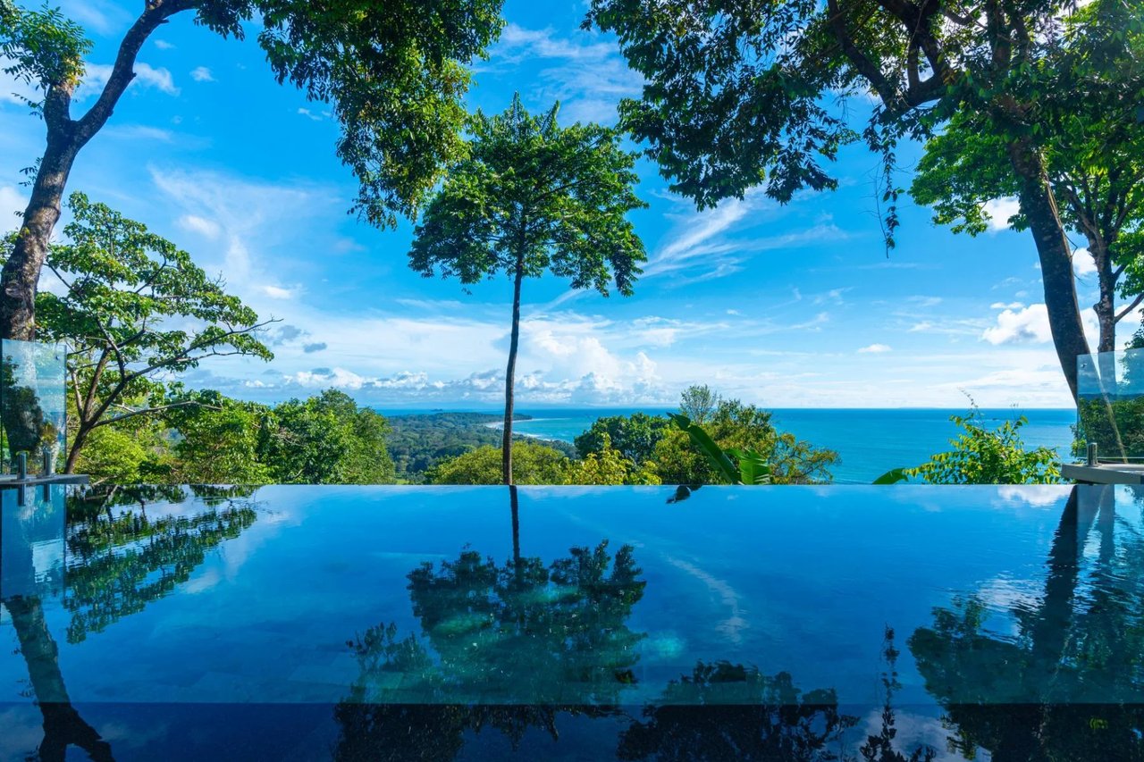 Whale Tail View Ridgetop Home, Uvita, Puntarenas