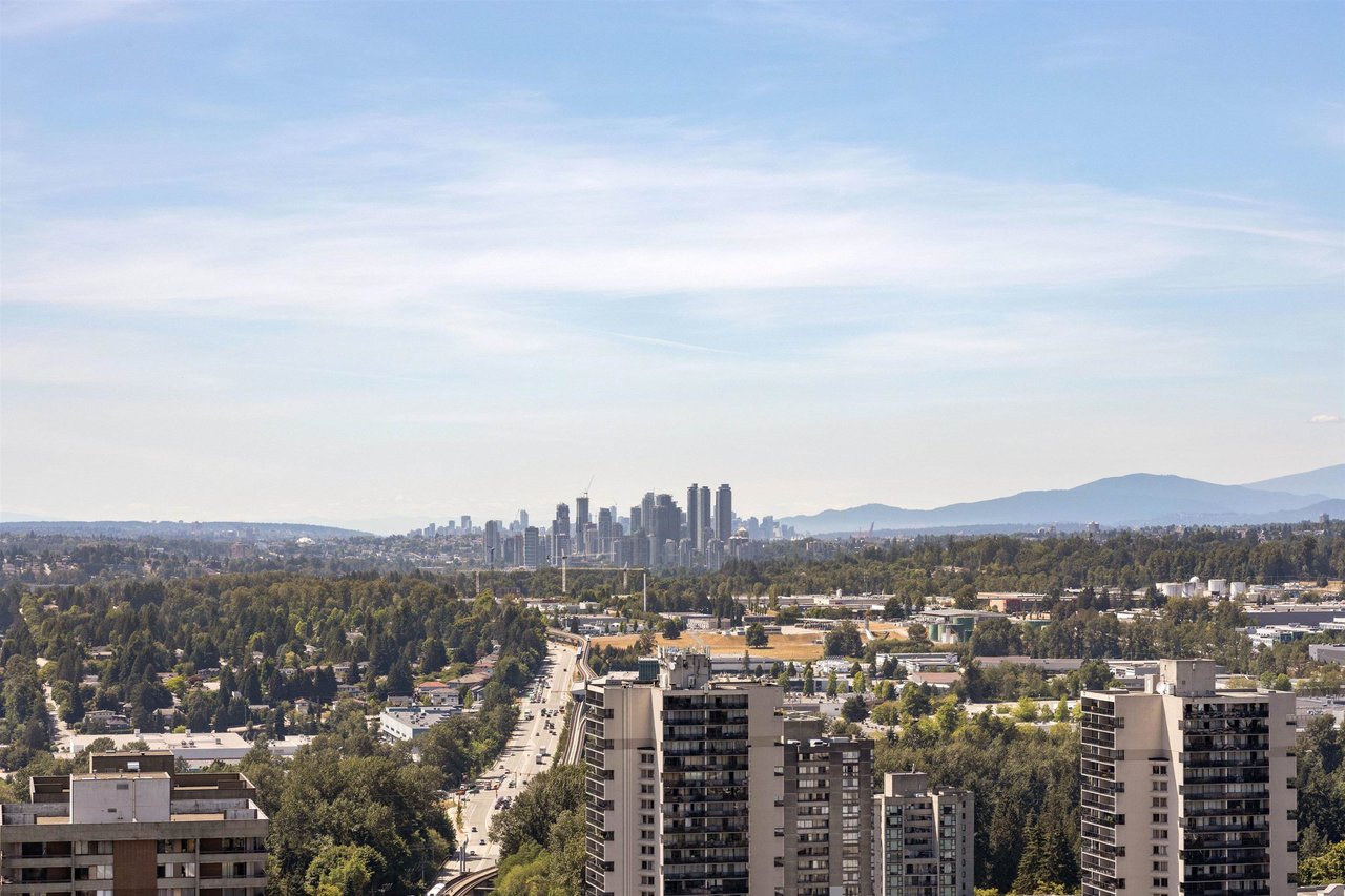 2908-3809 Evergreen Pl