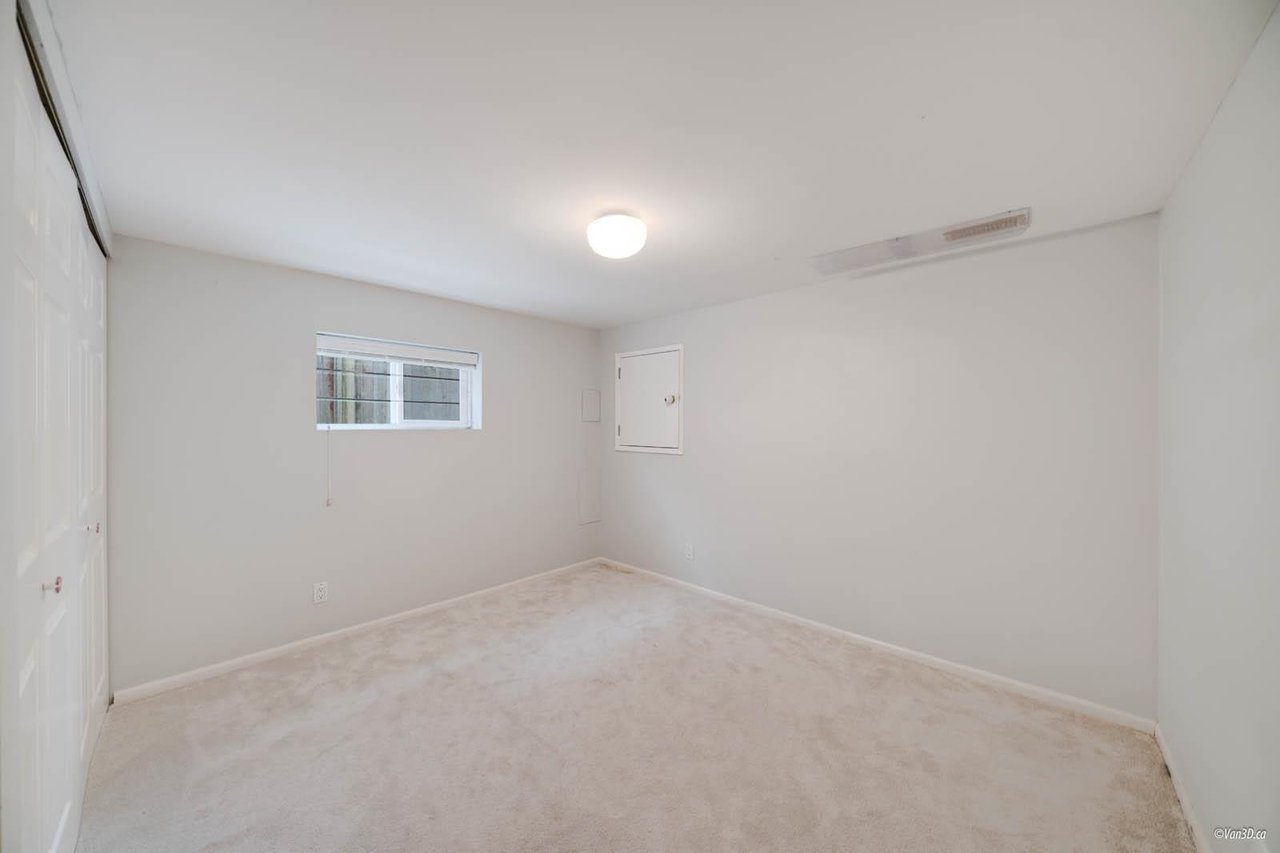 3650 W King Edward Ave