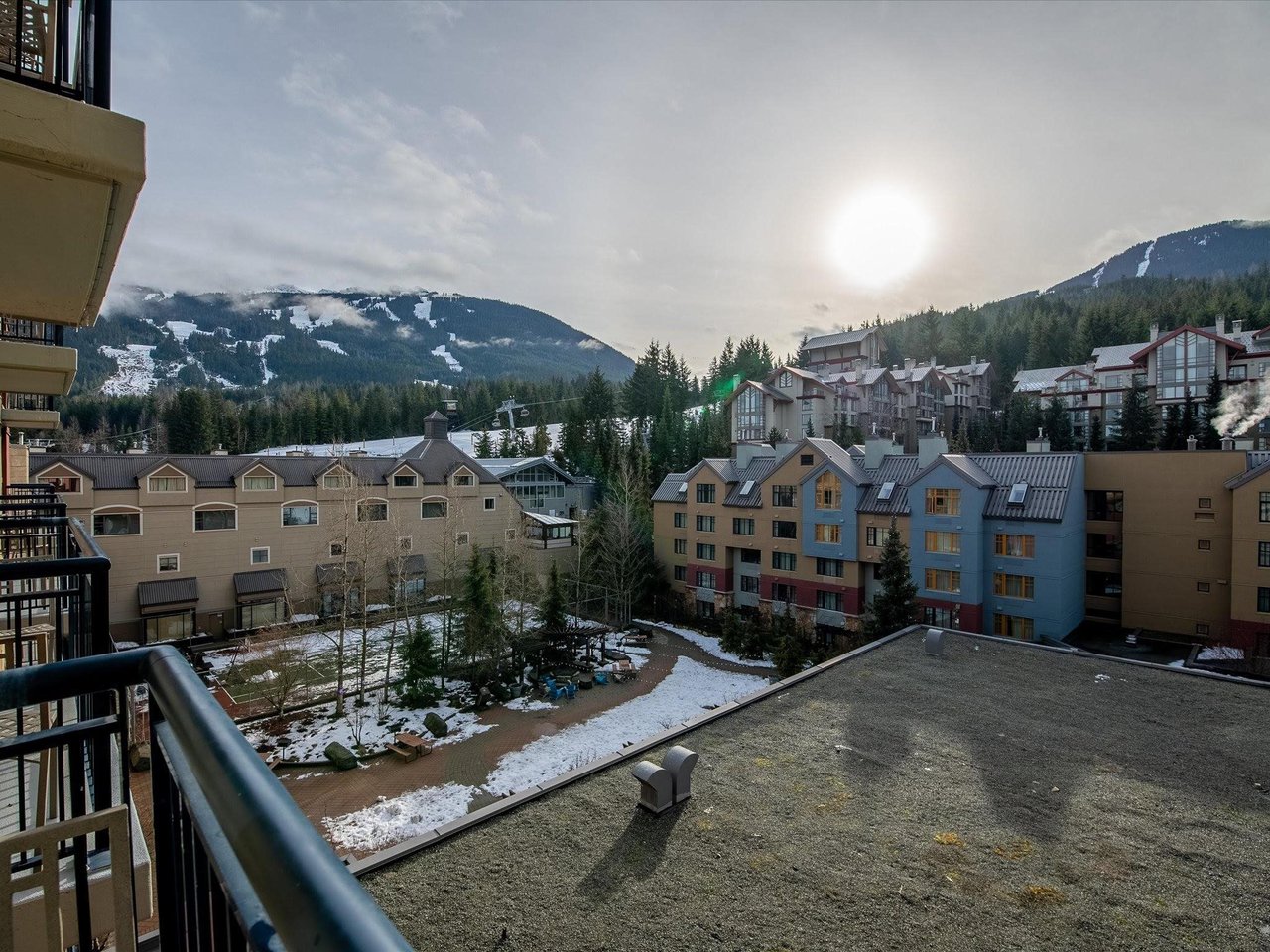 502/504-4050 Whistler Wy