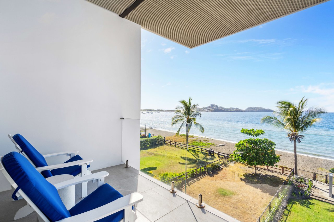 Villa Ballena | Sleek and Modern Beach House in Costa Rica