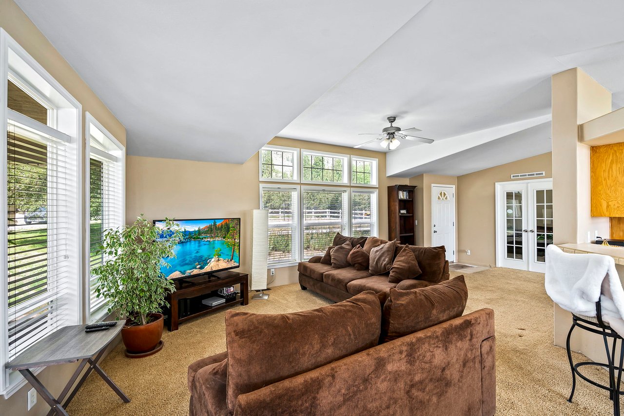 Horse Property with water rights! Incoming Producing Stables