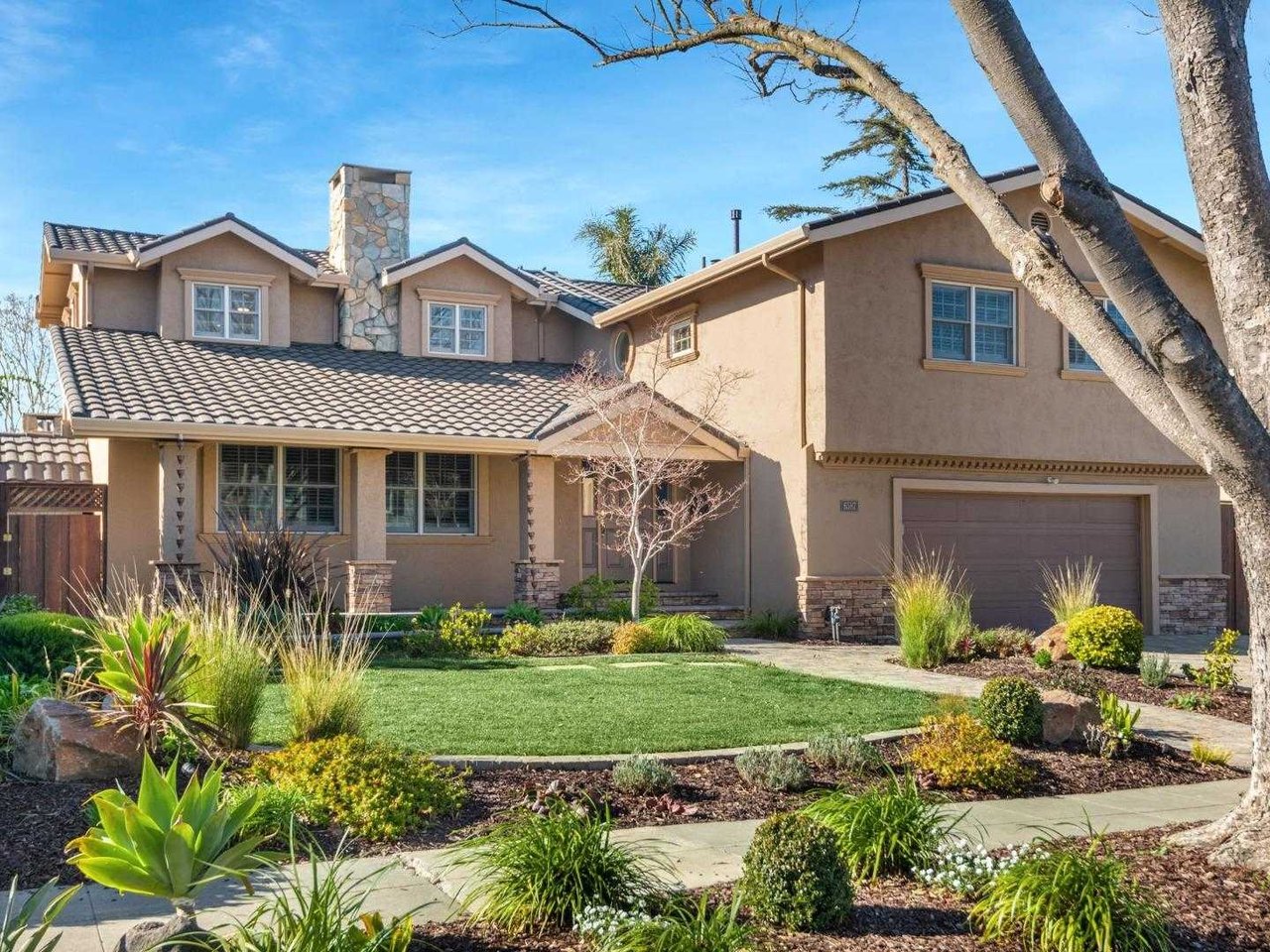6587 Winterset WAY