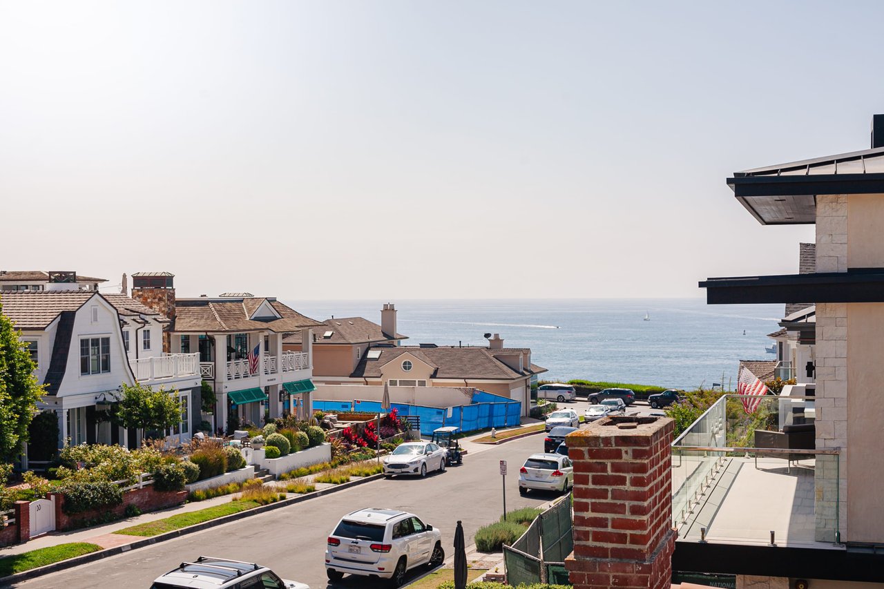 223 Orchid Ave