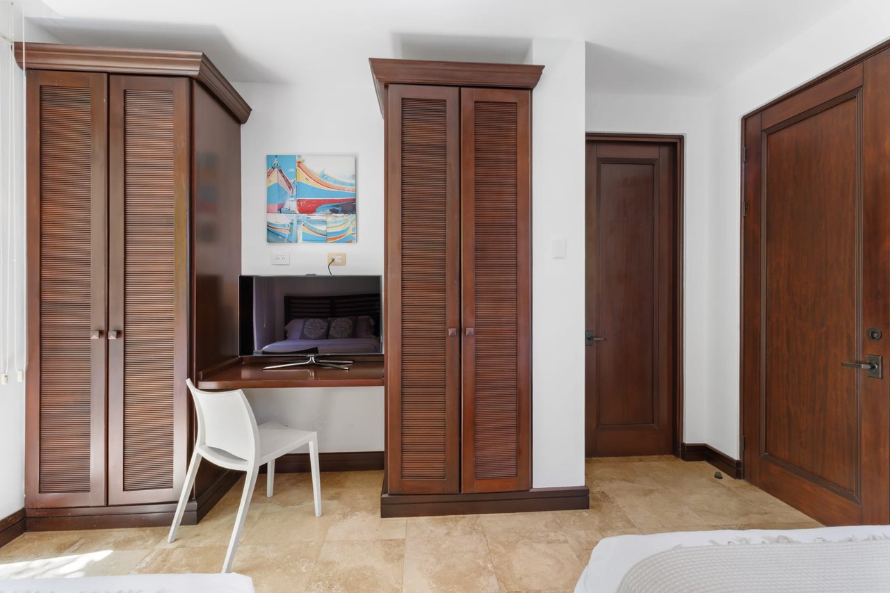 Ocean View Condo, Azul Paraiso #8C