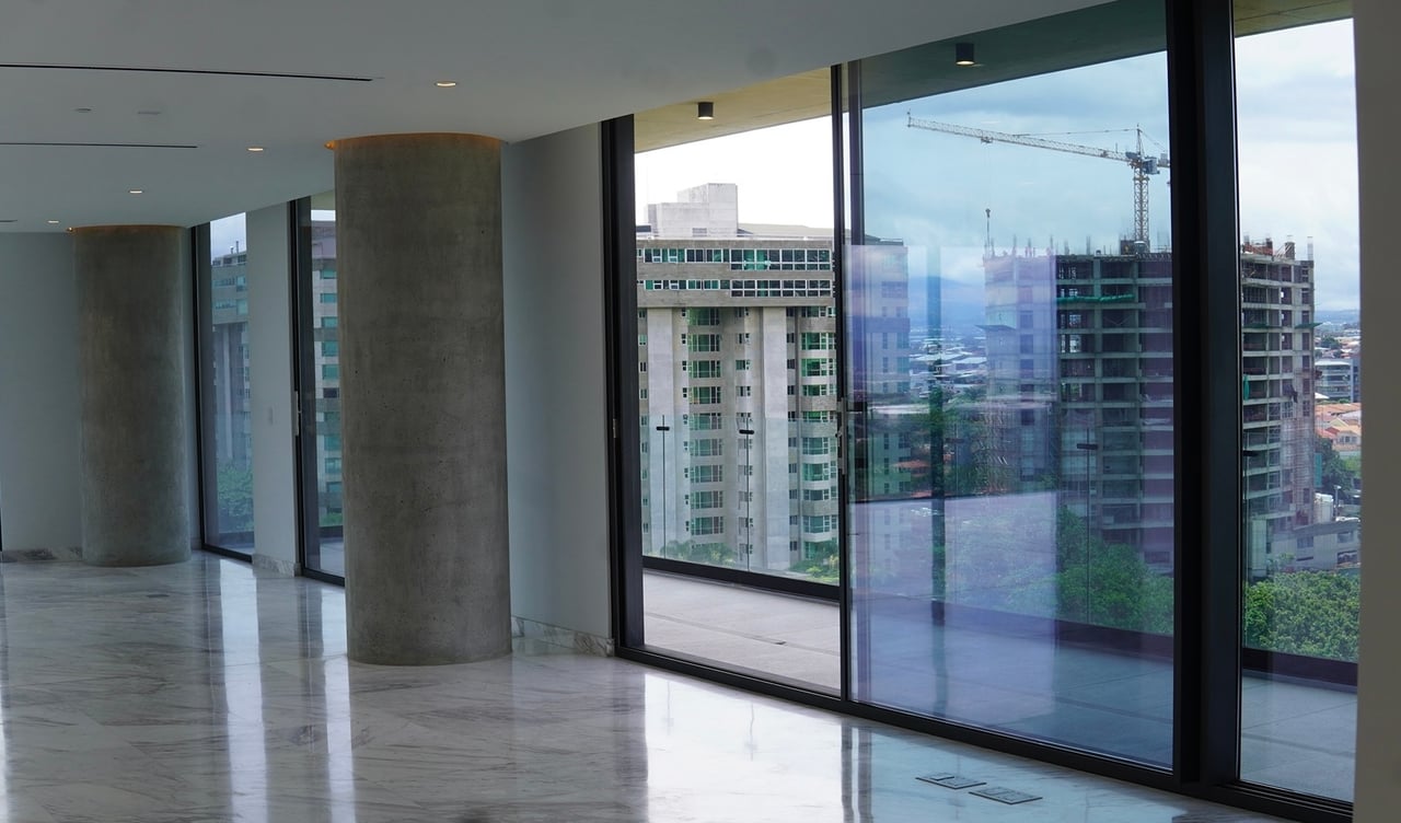 Panoramic View Luxury Penthouse, Escazu, San Jose