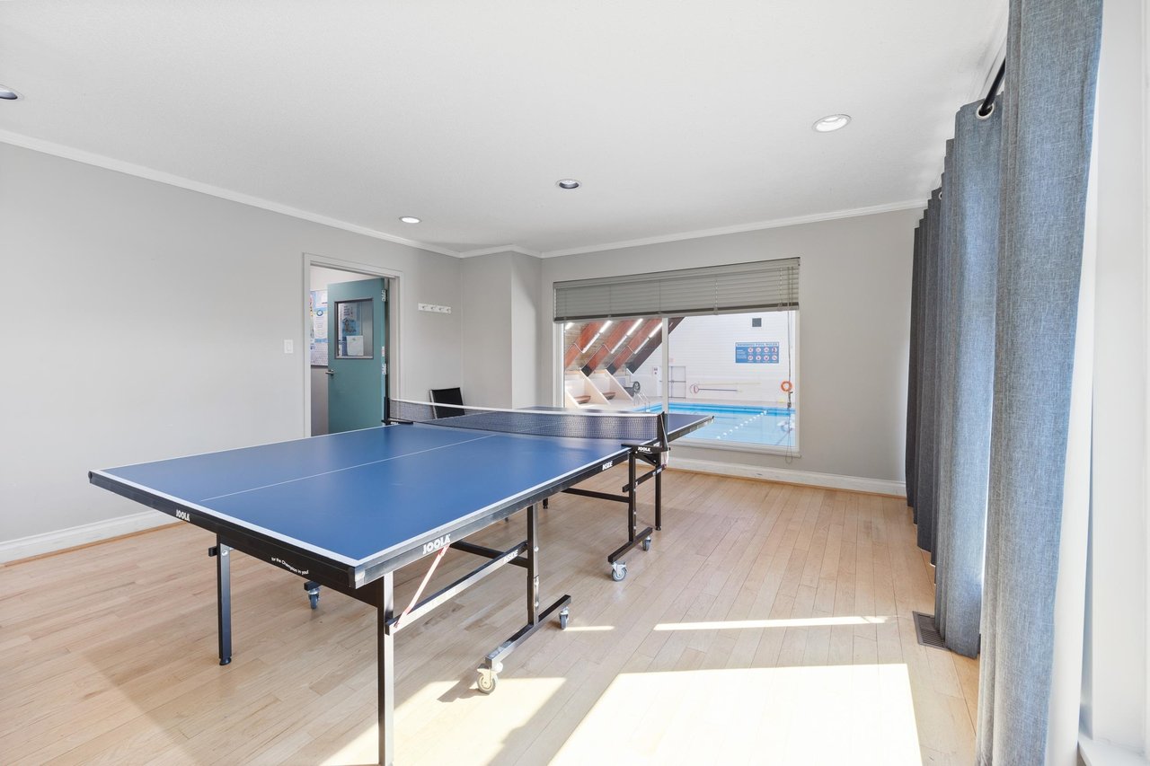 4681 Fernglen Pl