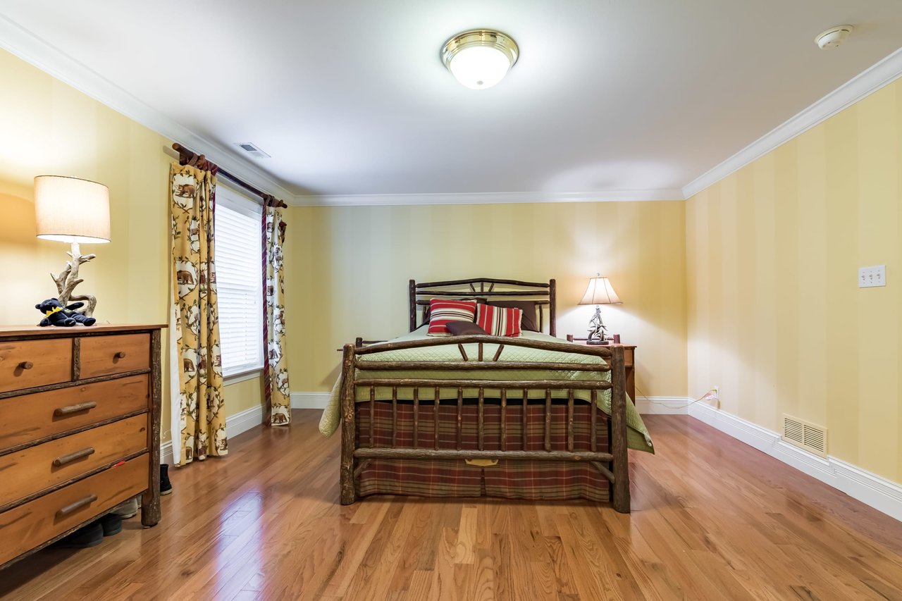 Newer Construction and Oh So Close to Chesterfield Amenities
