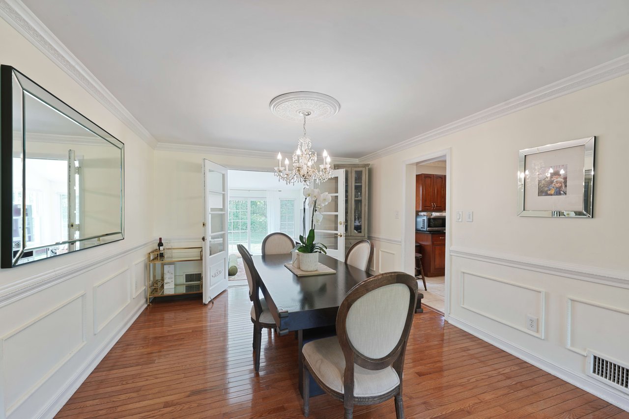 30 Silver Spring Rd