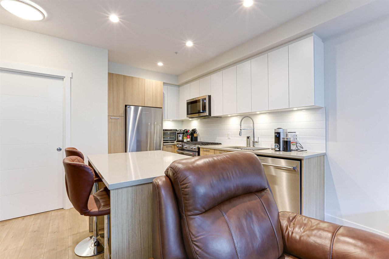 228-708 Lea Ave