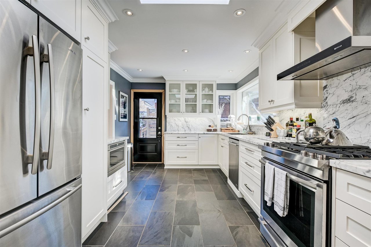 27 Mcnab Blvd