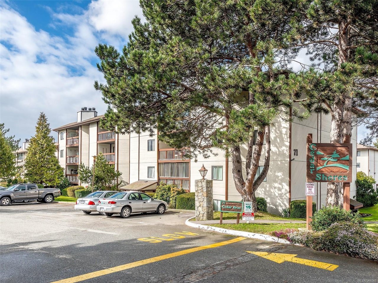 202-71 Gorge Rd