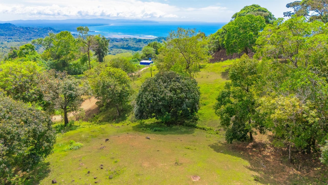 Exclusive Mountain View Building Lot, Ojochal, Puntarenas