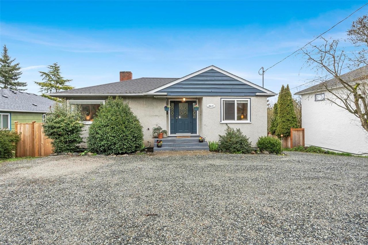3411 Cedar Hill Rd, Saanich