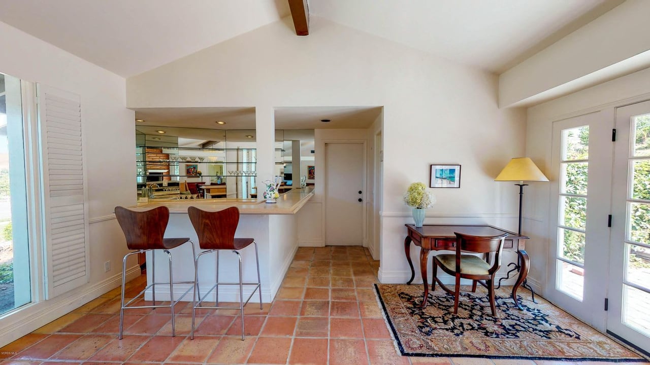 1162 Calle Yucca 