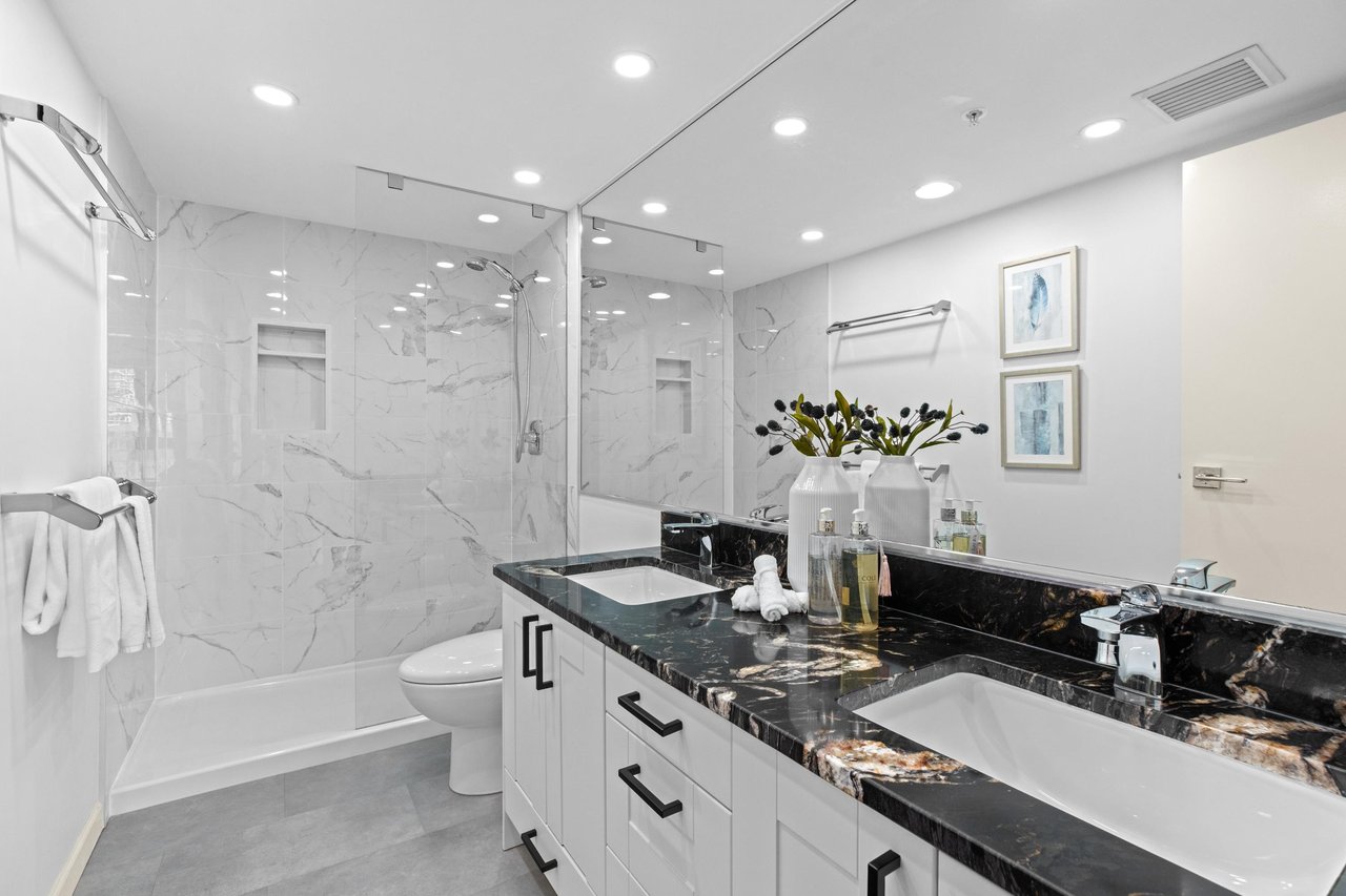 1601-1228 Marinaside Cres