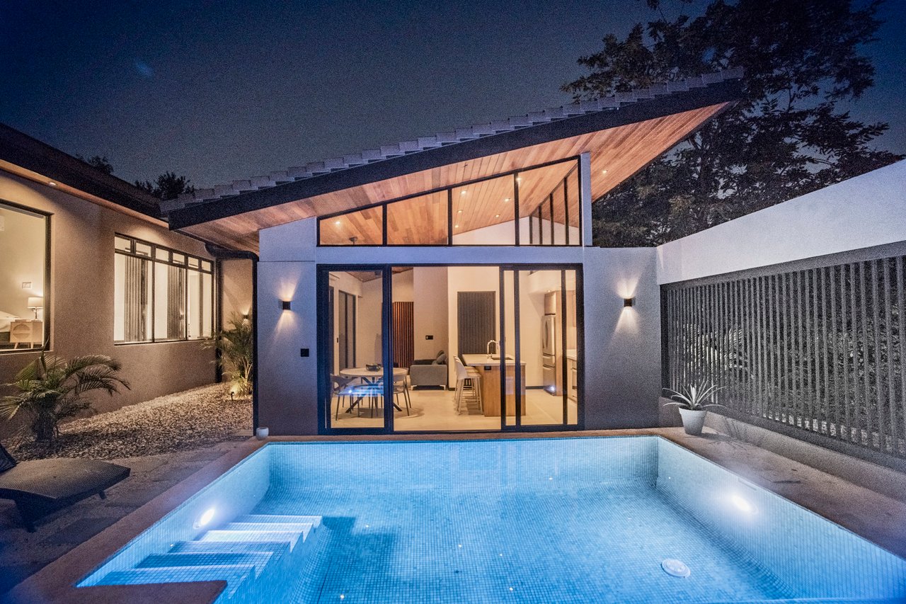 Contemporary Pool Home, Tamarindo, Guanacaste