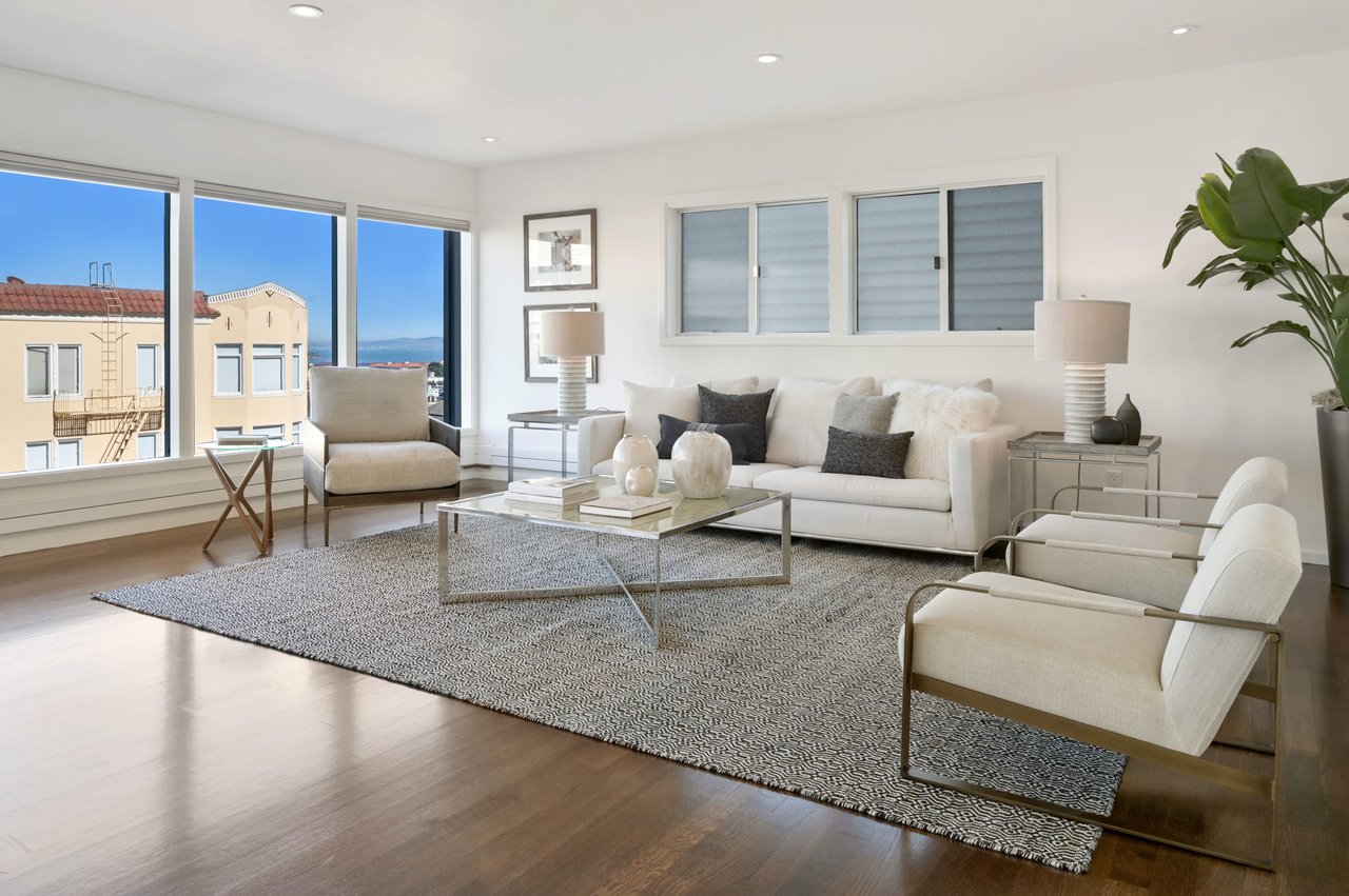 Renovated Three Bedroom Cow Hollow Condo