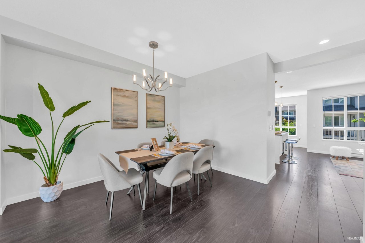 4-5510 Admiral Wy