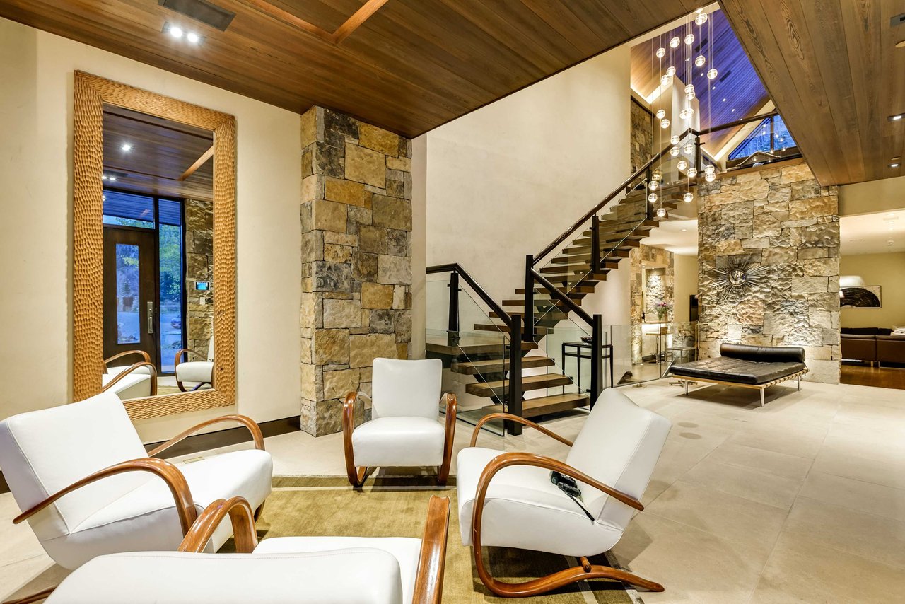  Luxury Top Of Mill Home in Aspen 