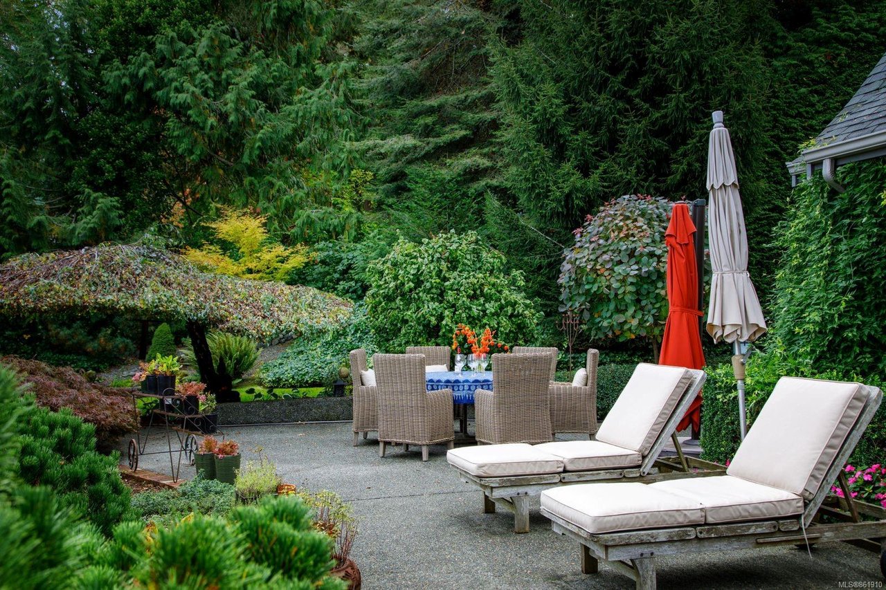 4349 Kingscote Rd, Cobble Hill