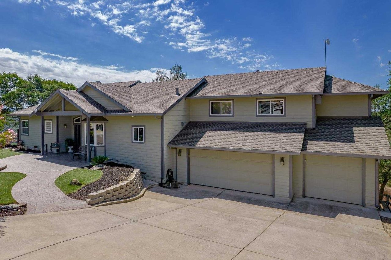 7260 Dragon Point Road