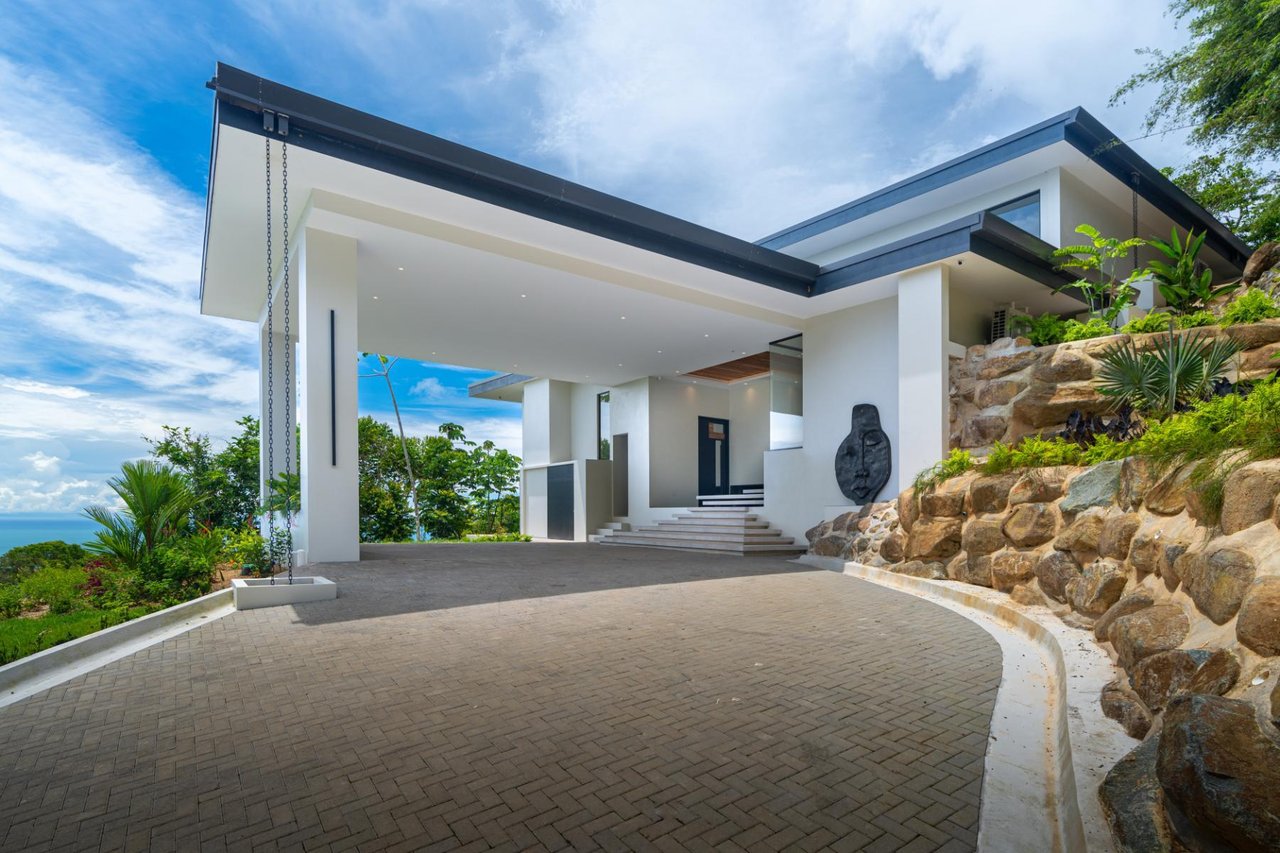 Contemporary Wellness Estate, Dominical, Puntarenas
