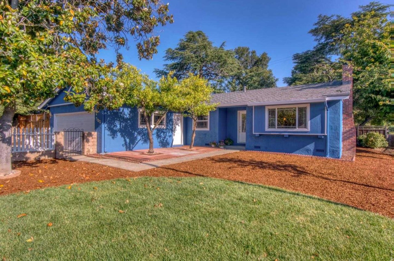 380 Blackwell DR
