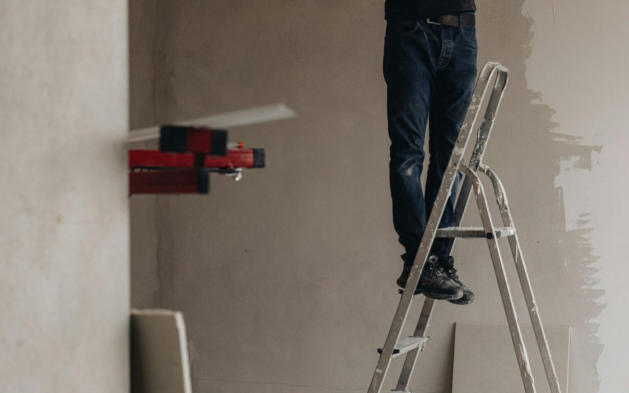 9 Tips for Hiring a Remodeling Contractor