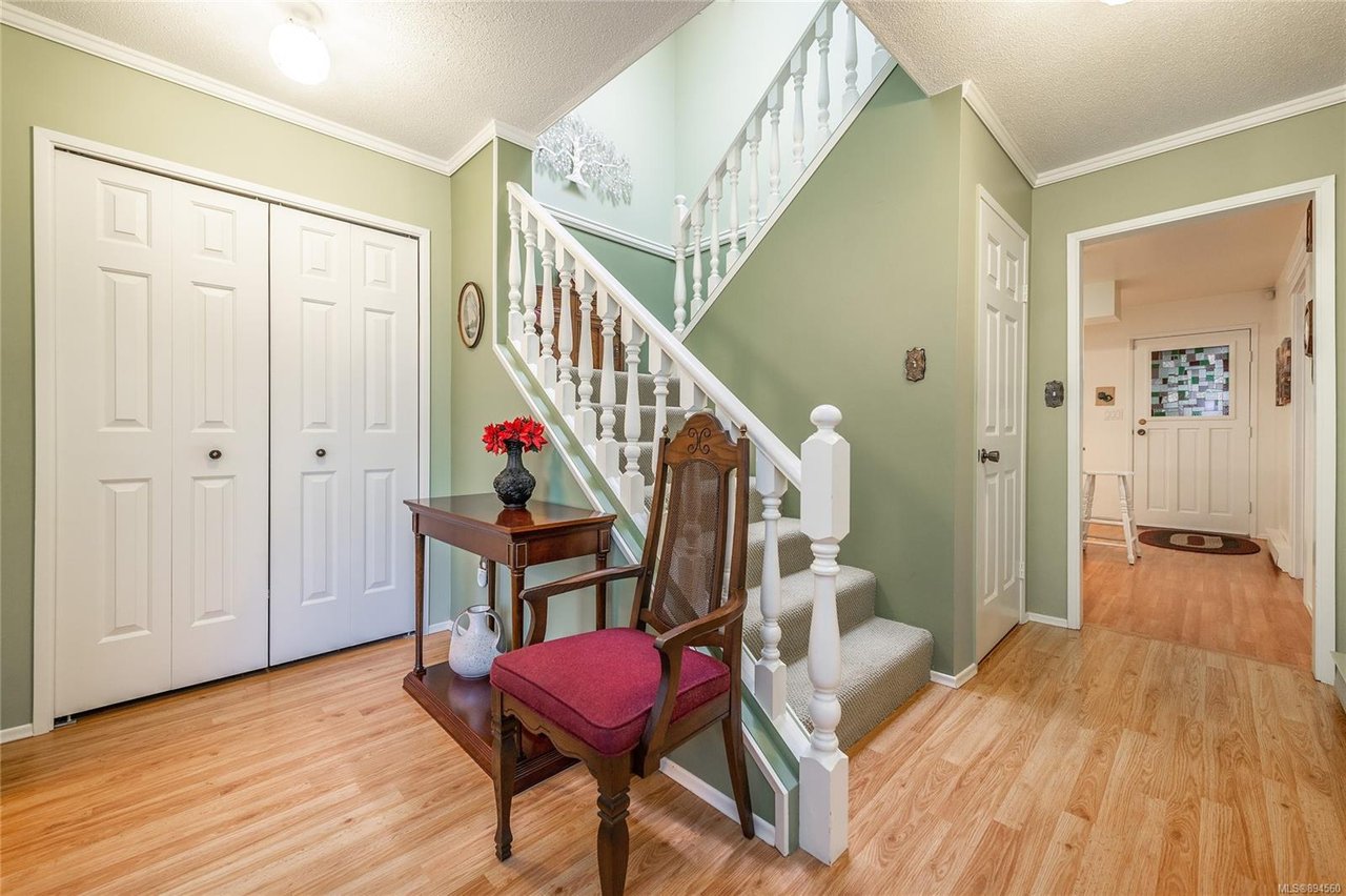 8-1019 Pemberton Rd