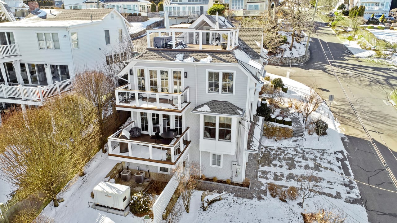 19 Sterling Drive