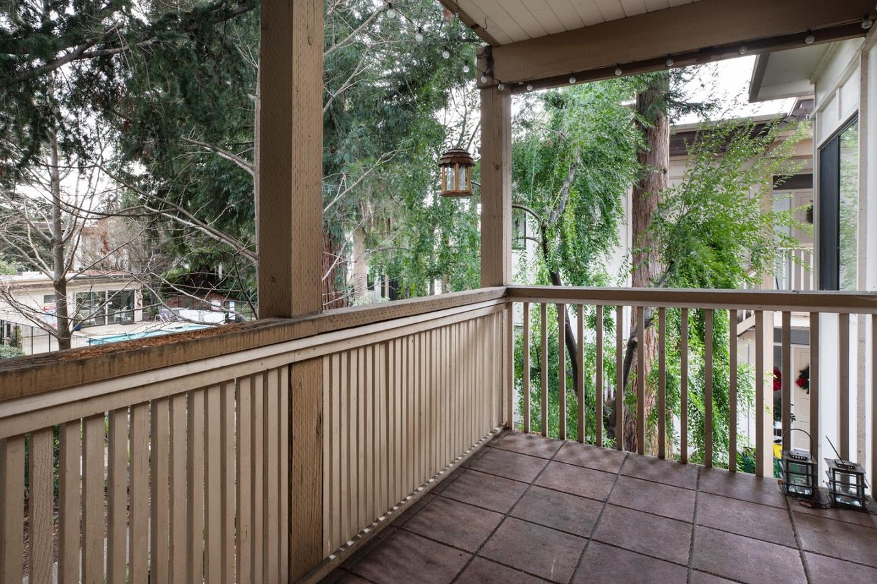 1280 Woodside Road