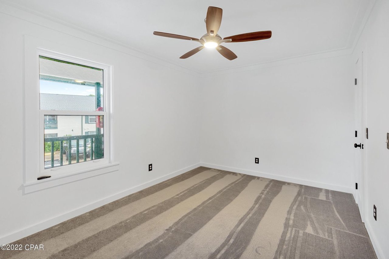 7813 N LAGOON Drive Unit 7C