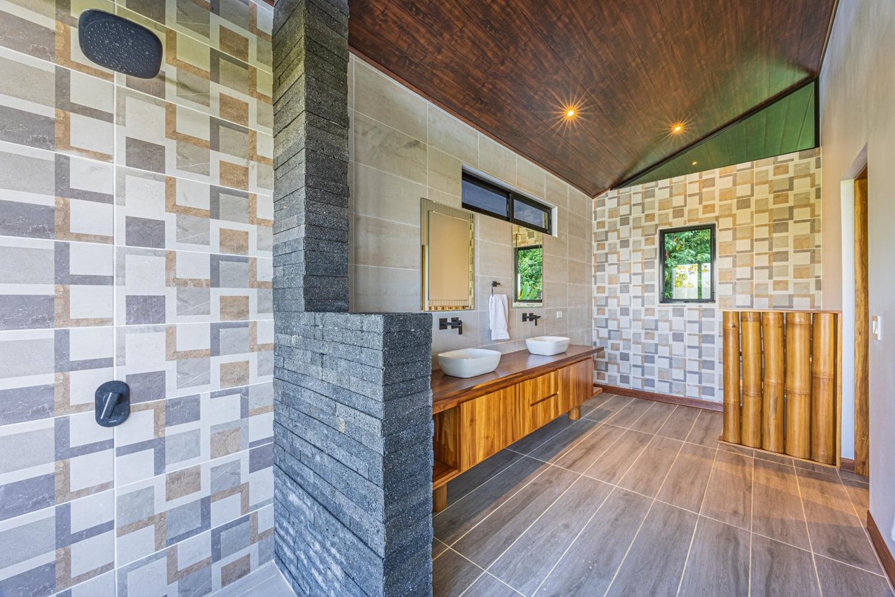 Ocean View Jungle Villa, Ojochal, Puntarenas