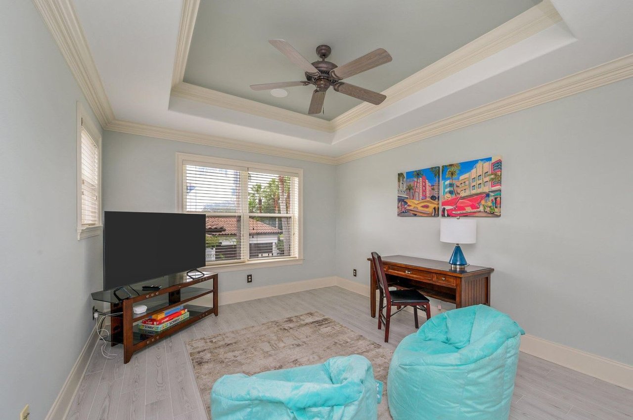 6290 Augusta Cove