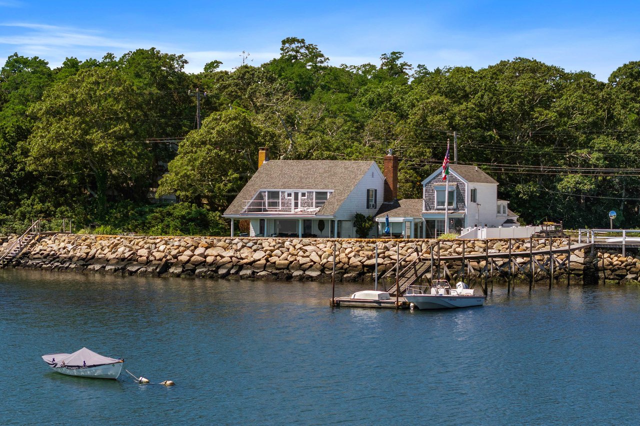 Waterfront on Little Pleasant Bay