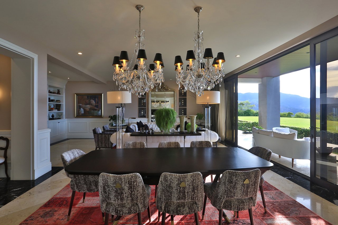 Designer Garden Level Condo, Santa Ana, San Jose