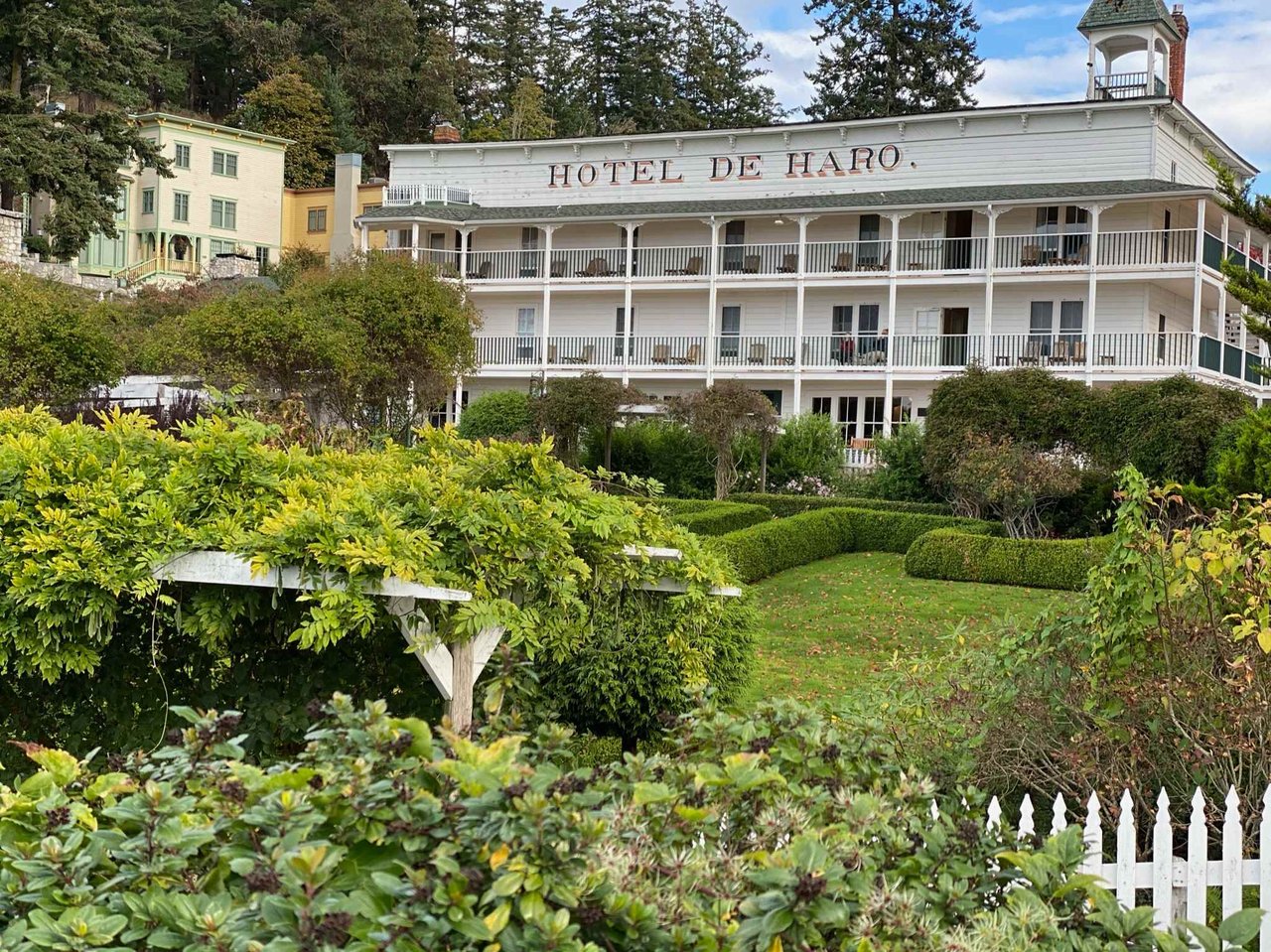 Escape to Roche Harbor