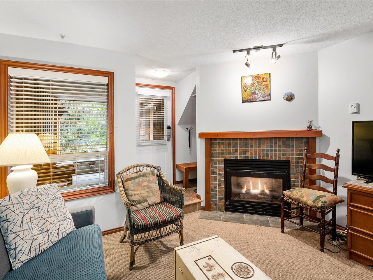 10/10A-4388 Northlands Blvd