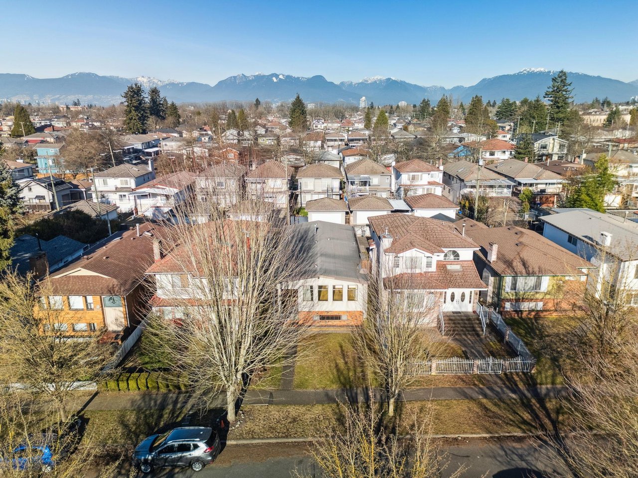 2235 E 51st Avenue, Vancouver