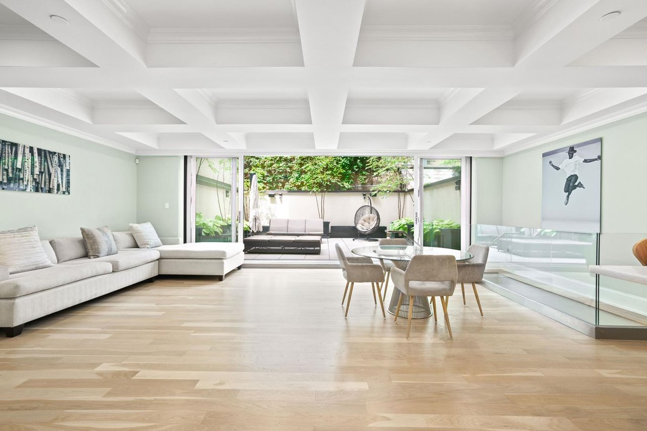 227 East 67th Street, Apt 1