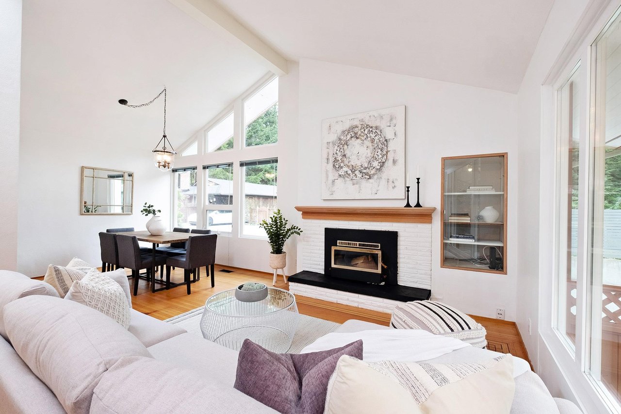 22 Glenmore Dr