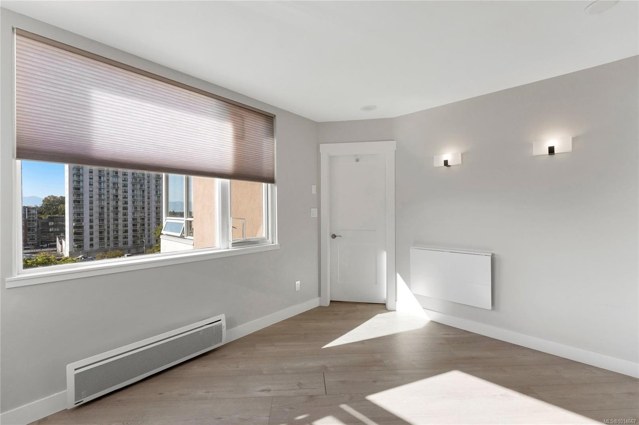 804-930 Yates St, Victoria